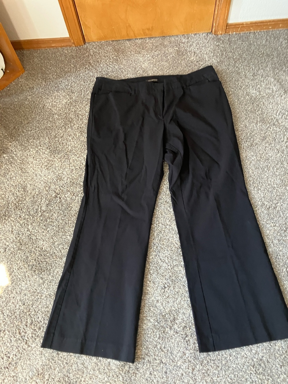 Lane Bryant Black Wide-Leg Dress Pants Size 24 Average